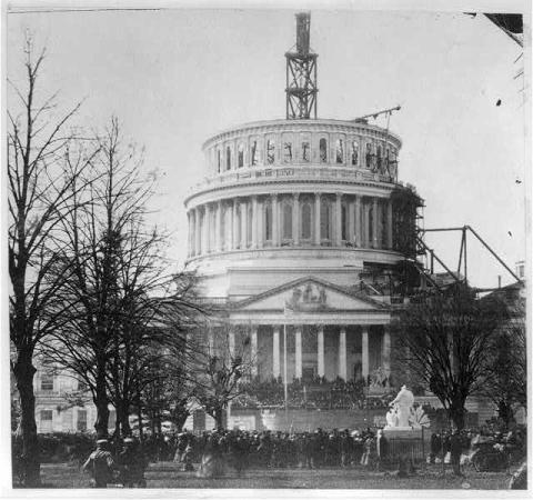 US Capitol during Lincoln's first inauguration in 1861